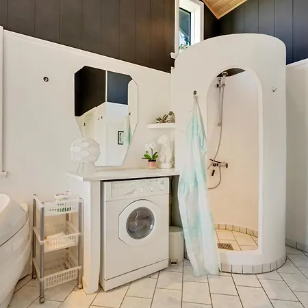 Atmosphere On Harritsvej *