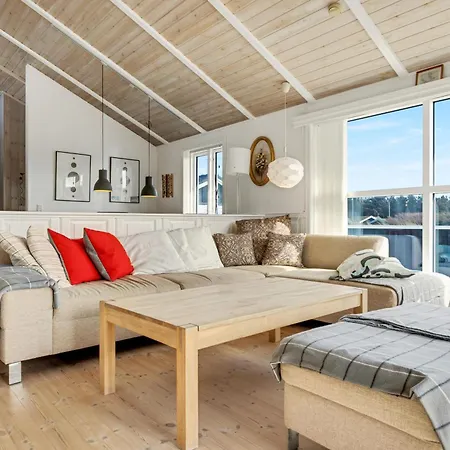 Atmosphere On Harritsvej Feriehus